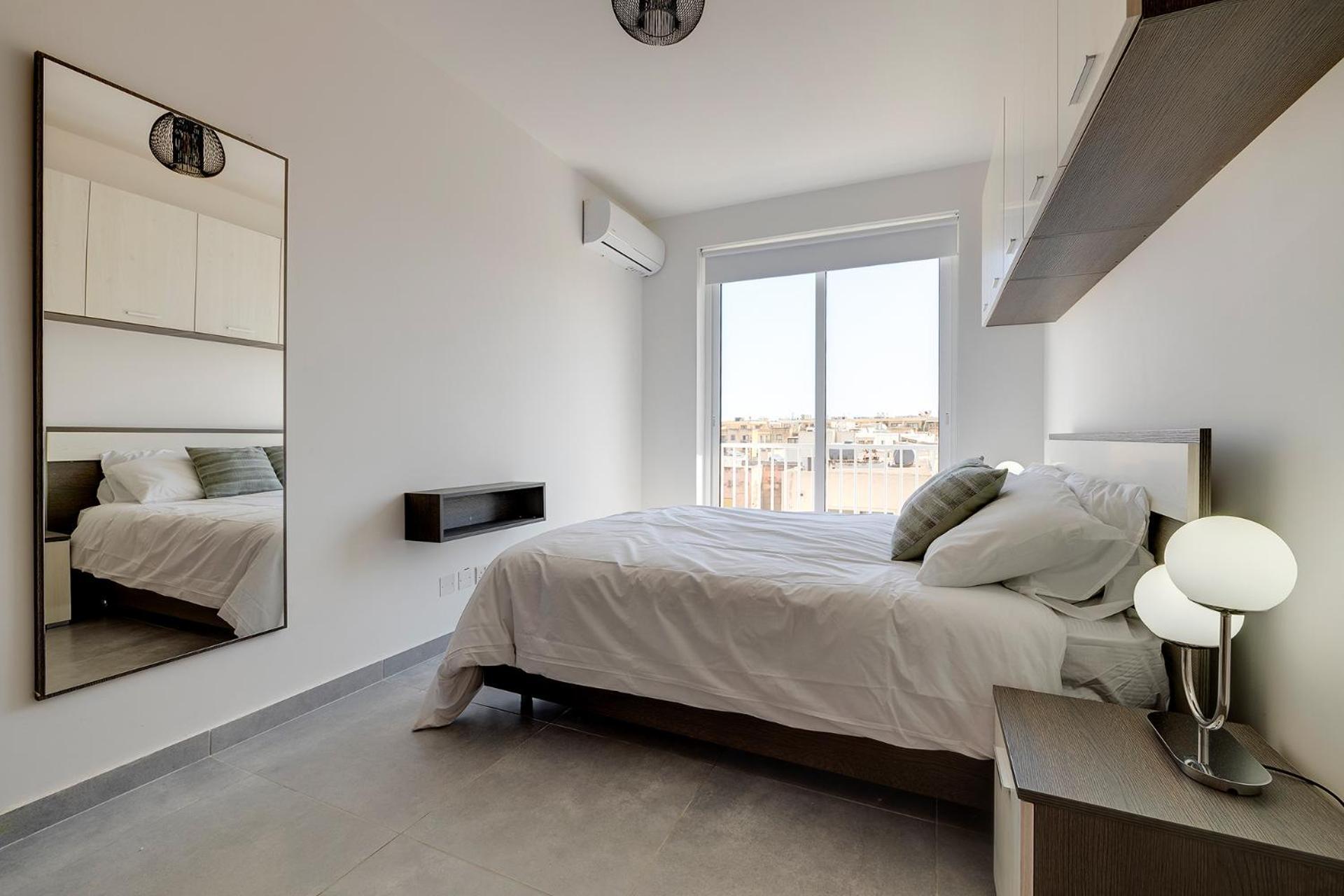 Stunning 2Br Holiday Penthouse In Central سليمة المظهر الخارجي الصورة