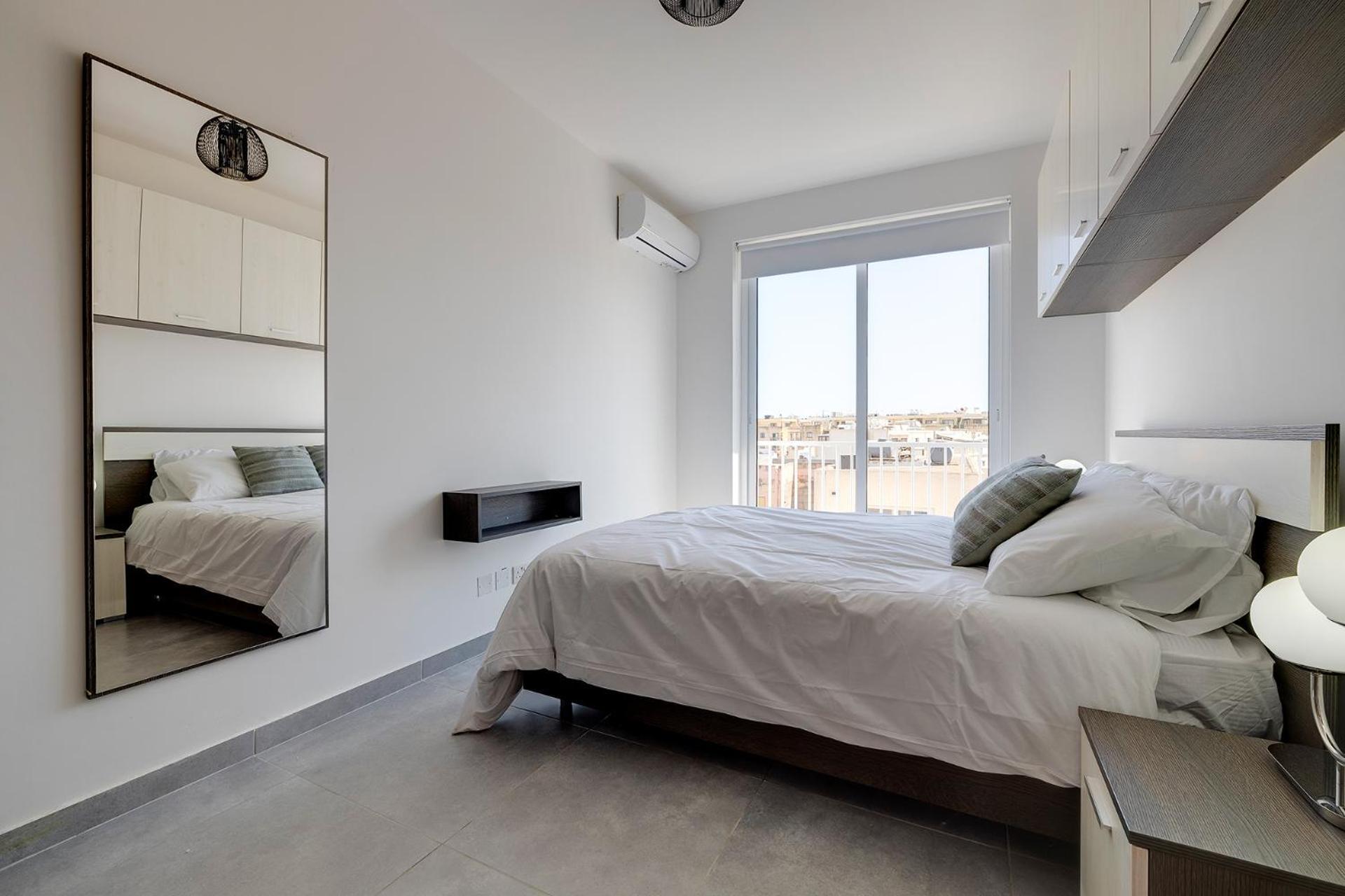 Stunning 2Br Holiday Penthouse In Central سليمة المظهر الخارجي الصورة
