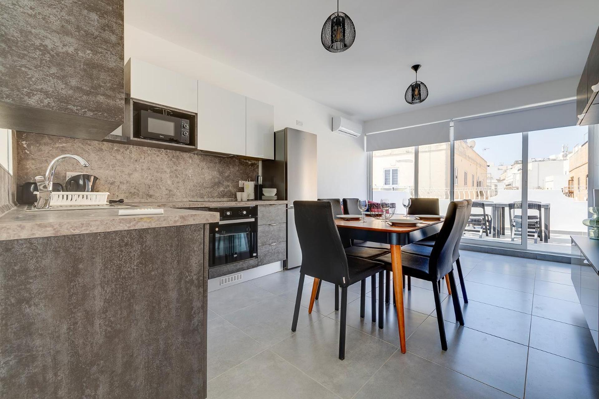 Stunning 2Br Holiday Penthouse In Central سليمة المظهر الخارجي الصورة